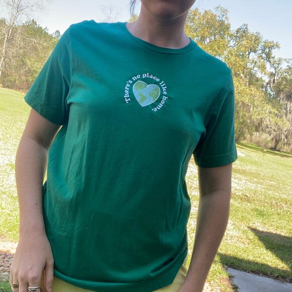 EARTH DAY SHIRT Green embroidered cotton tee - Picture 1 of 4